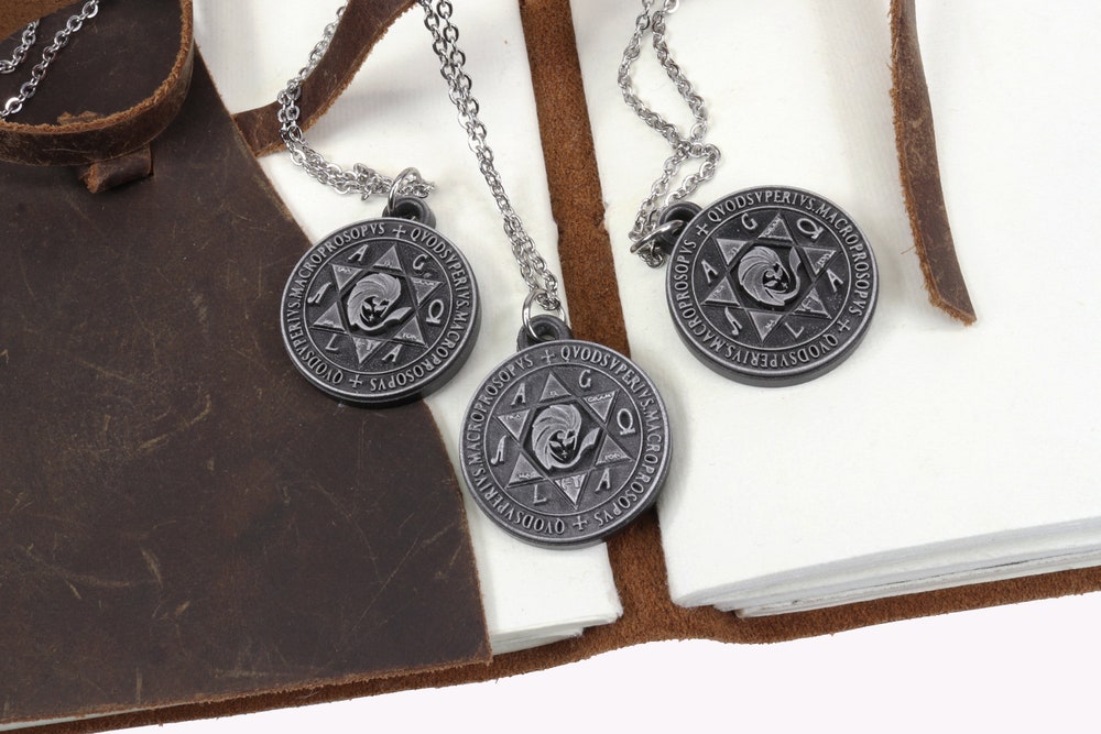 - Shin Megami Tensei Store