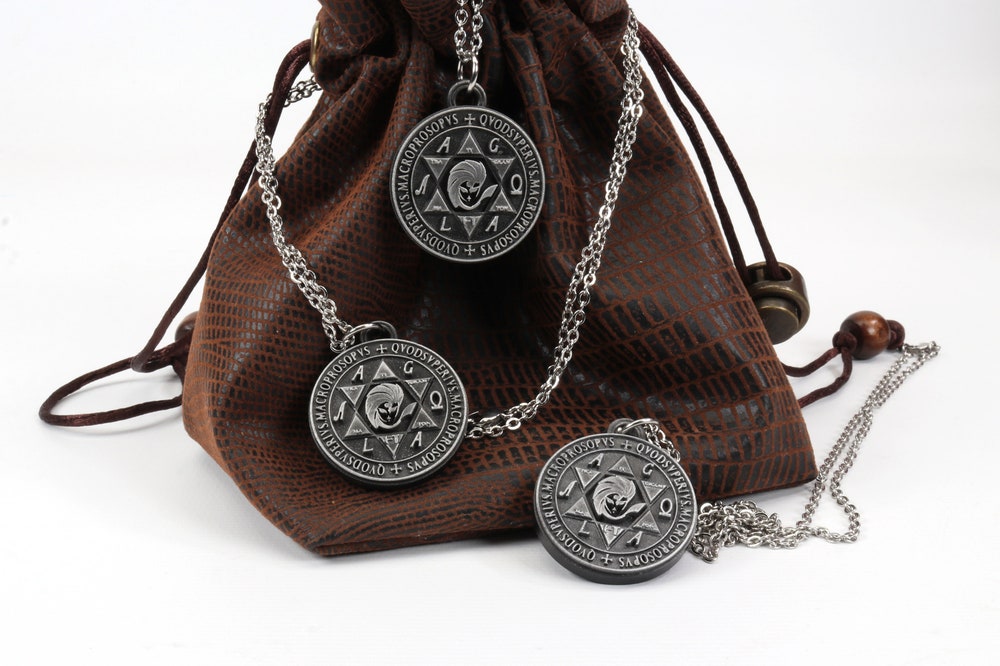 - Shin Megami Tensei Store